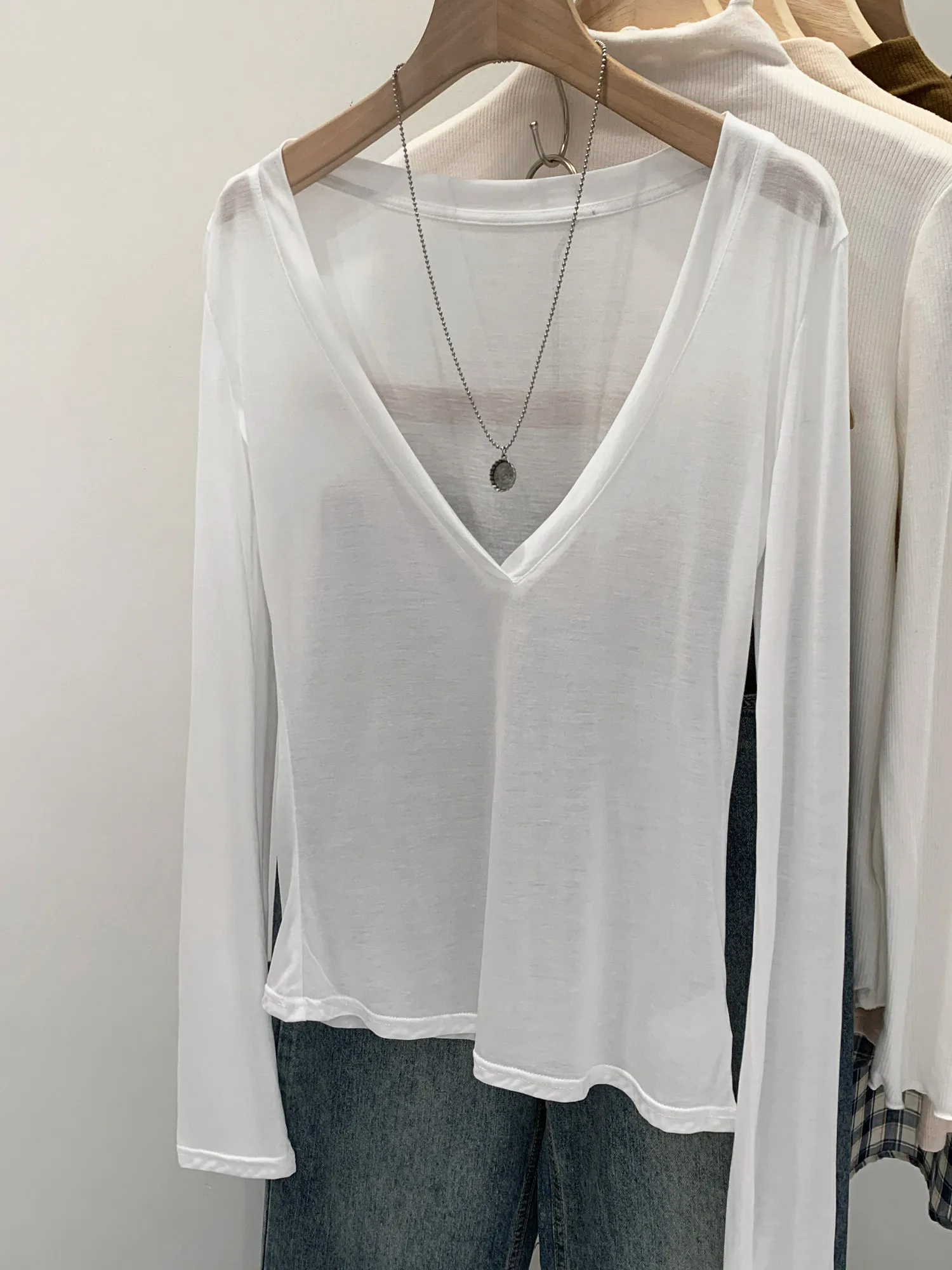 Long Sleeved Sun Protective Clothing for Women Summer New Thin Deep V-Neck UV Protection Clothes Solid Color Loose Tops