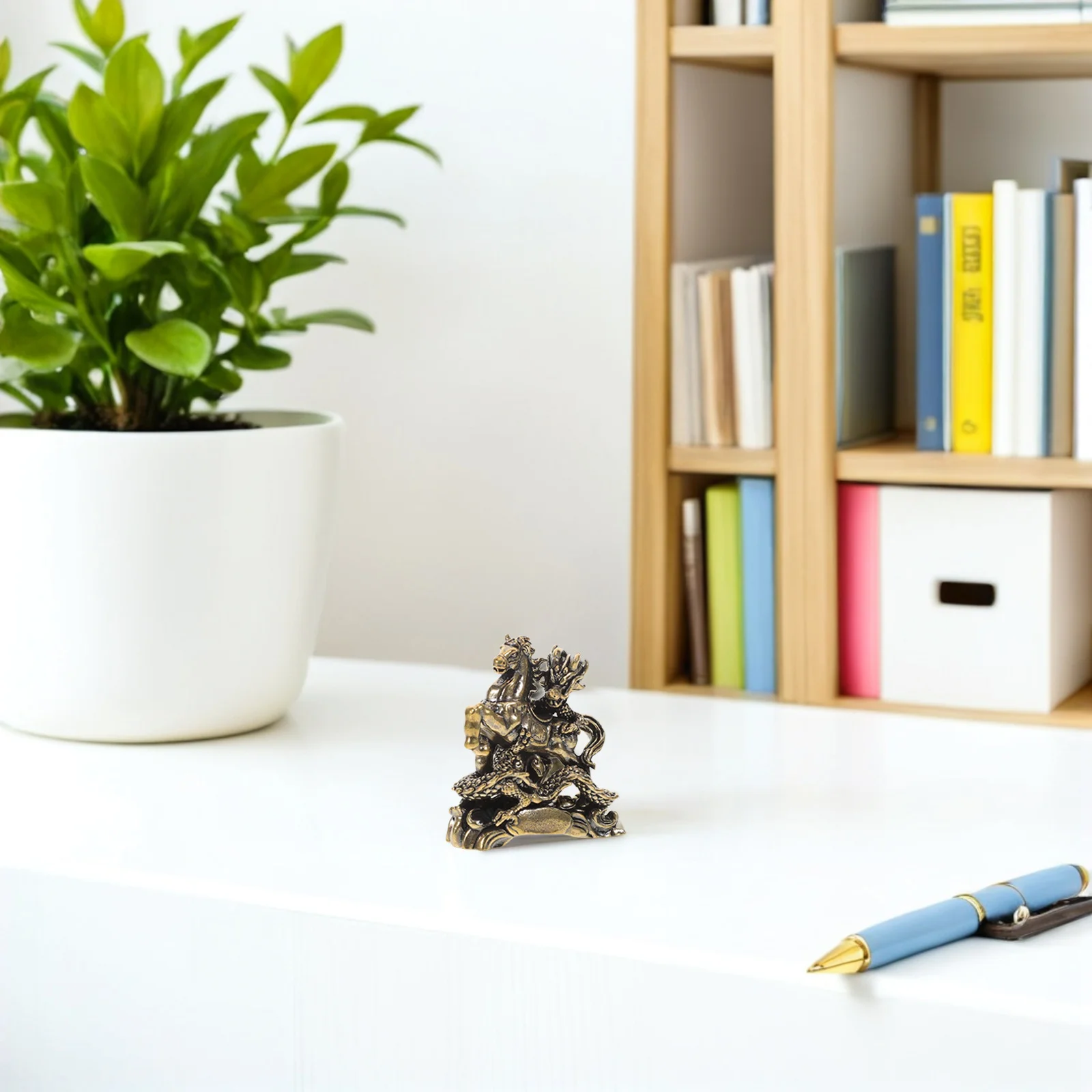 

Small Brass Horse Dragon Statue Chinese Style Miniature Solid Brass Animal Sculpture Office Table Home Decor Ornament