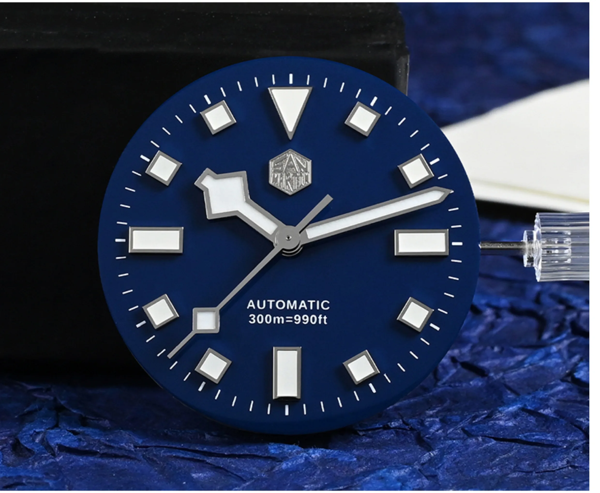 San Martin Hommes Montre existent 40MM De Luxe Mécanique Montre-Bracelet Plongeur 300M Étanche BGW-9 Bleu Shoous Réglable Fermoir NH35