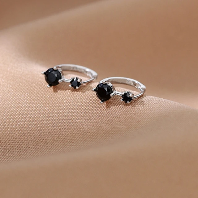 Silver earrings with black stone outlet