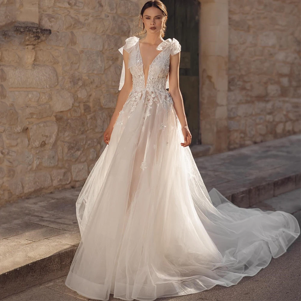 Exquisite Princess Wedding Dress Tulle V-Neck Sleeveless A-Line Applique with Bow Bridal Backless Sweep Train Gowns Robe