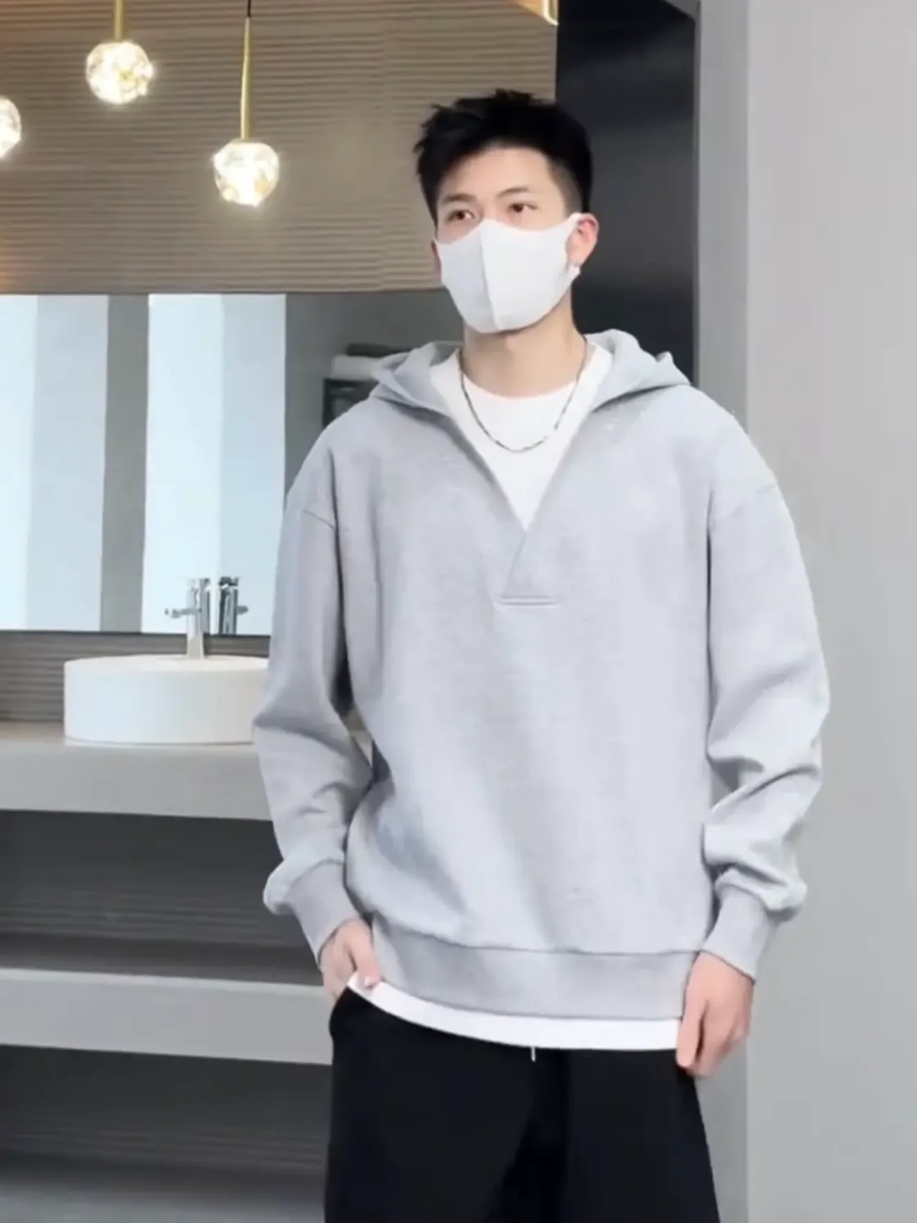 

Новая осенняя мужская толстовка с V-образным вырезом, повседневная, свободного кроя, удобная, с длинным рукавом, модный брендовый топ в стиле Lazy Style