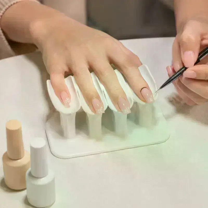 /Kuz/Four-Slot Nail Finger Support Stand Stable Base Non-Slip Nail Hand Pillow Finger Separator Ergonomic