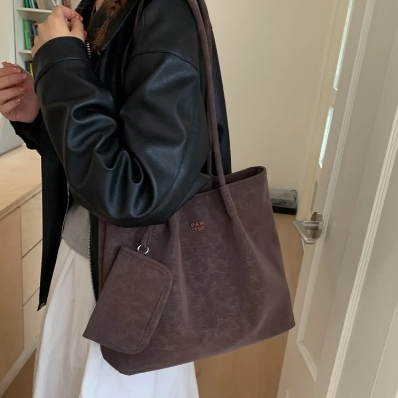 

Luxury Brand Leather Shoulder Bag Crossbody Bag For Ladies, Women's Handbag Tote Bag Messenger Bag Popular Designer