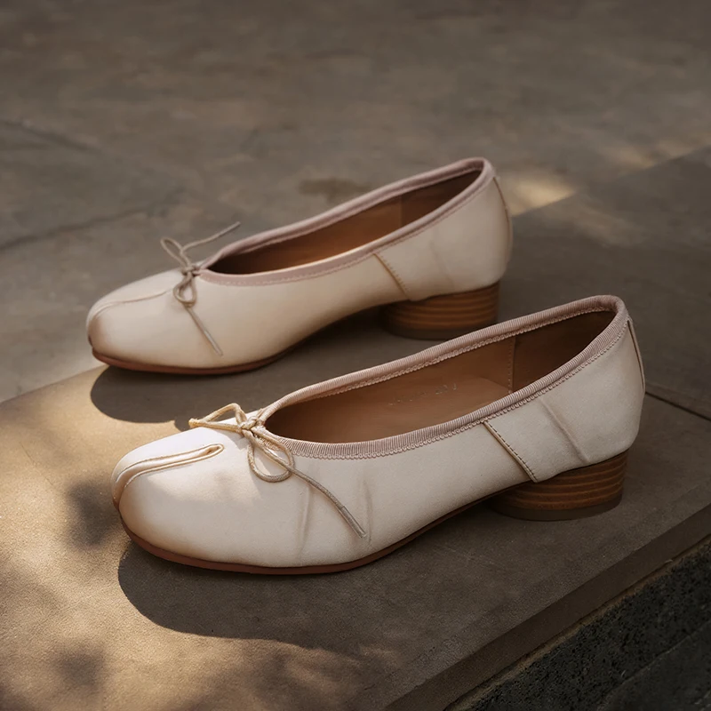 Fashion Soft Silk Split Toe Women Tabi Ballet Low Heel Spring Autumn Comfortable Walking Lazy Loafers Casual Girls Dance Shoes