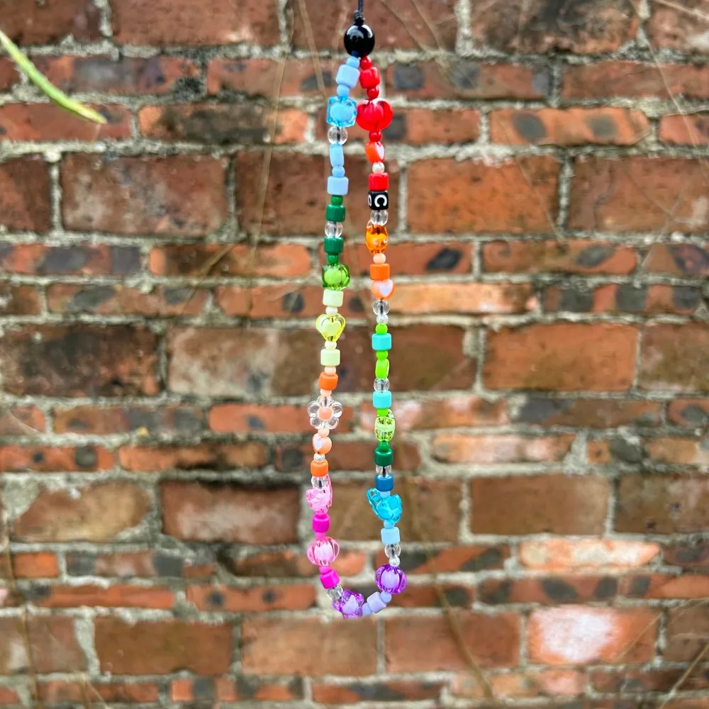 

Сердце девушки, свежий цветной мобильный телефон ручной работы с бисером, цепочка для камеры CCD, ювелирные изделия с подвеской против потери, стиль Instagram