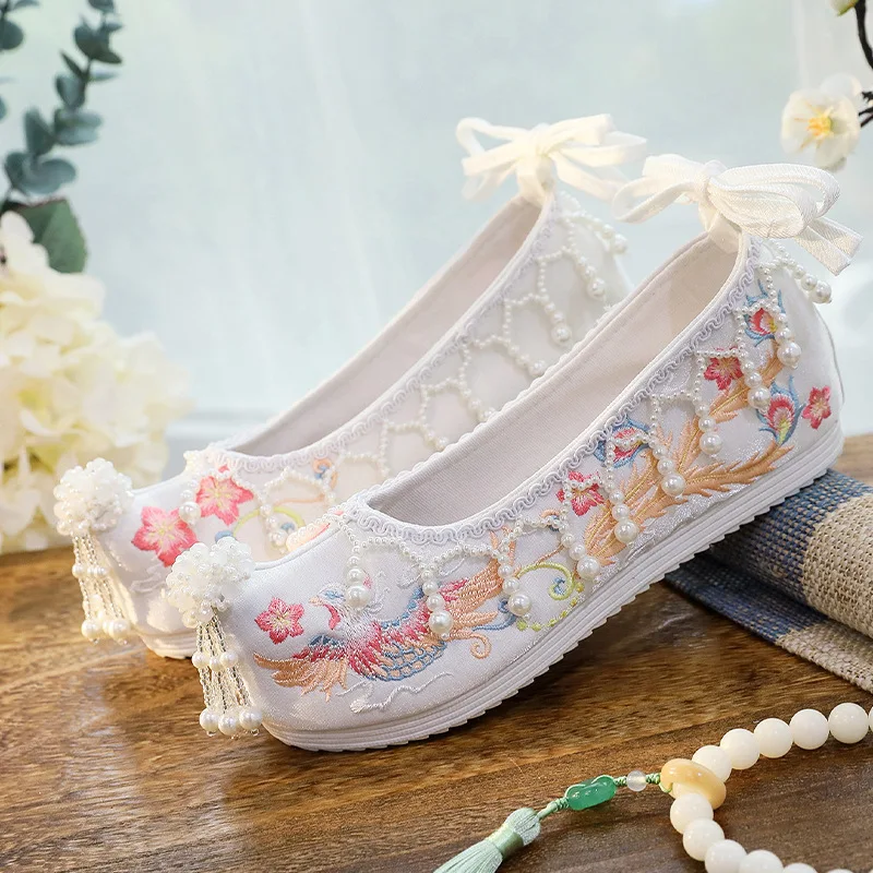 

XZ24 Classics Beading Design Embroidered Shoes Chinese Style Women's Elegant Temperament Flat Hanfu Shoes