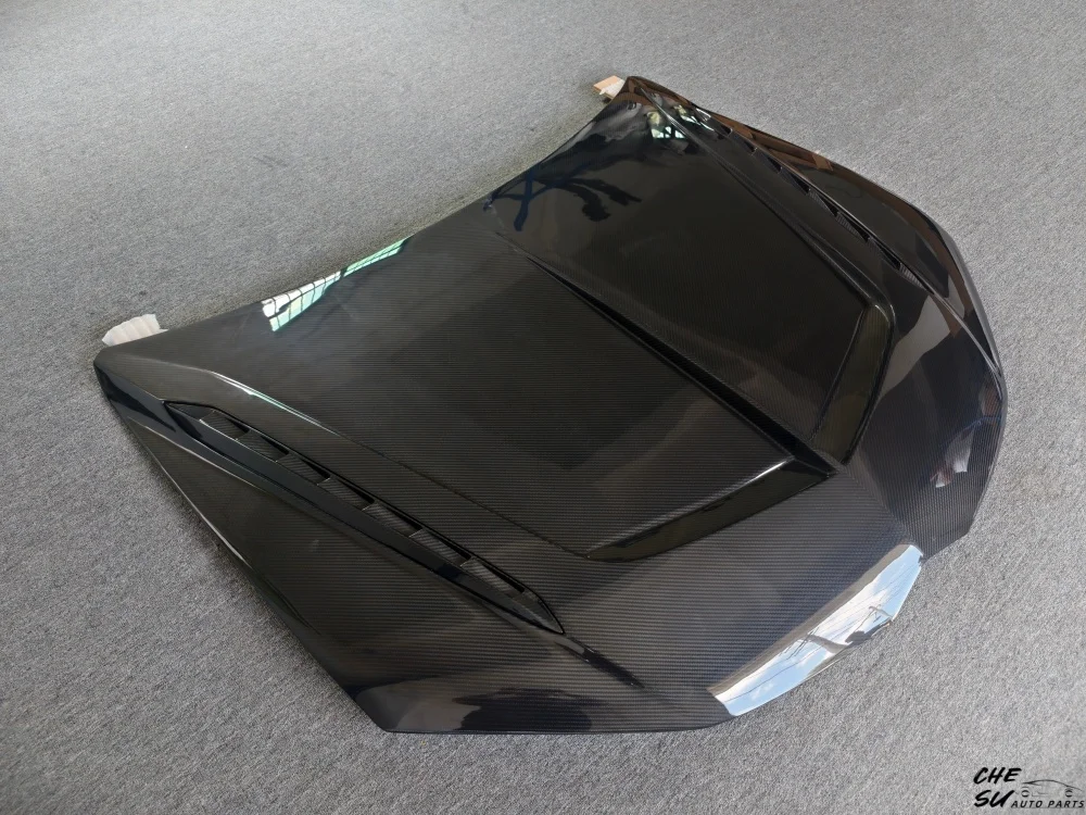 High Quality Carbon Fiber Engine Hood Body Kit for Lamborghini URUS S Upgrade Topcar Style, Customized Car Kit, Car Supplies
