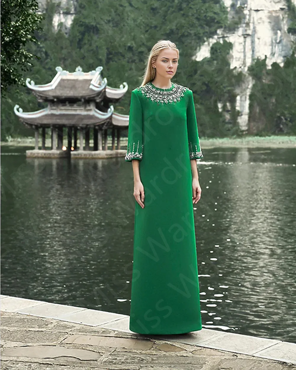 Modest New Arabic Evening Dresses Green 2024 Prom Party Gowns 3/4 Sleeves Round Neck Wedding Guest Dress Crystal Beaded Muslim