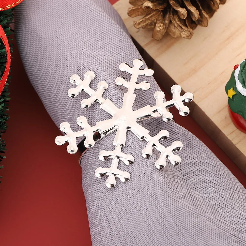 6PCS Gold/Silver Christmas Snowflake Napkin Ring Metal Electroplating Xmas Napkin Holder Reusable Festival Napkin Buckle Party
