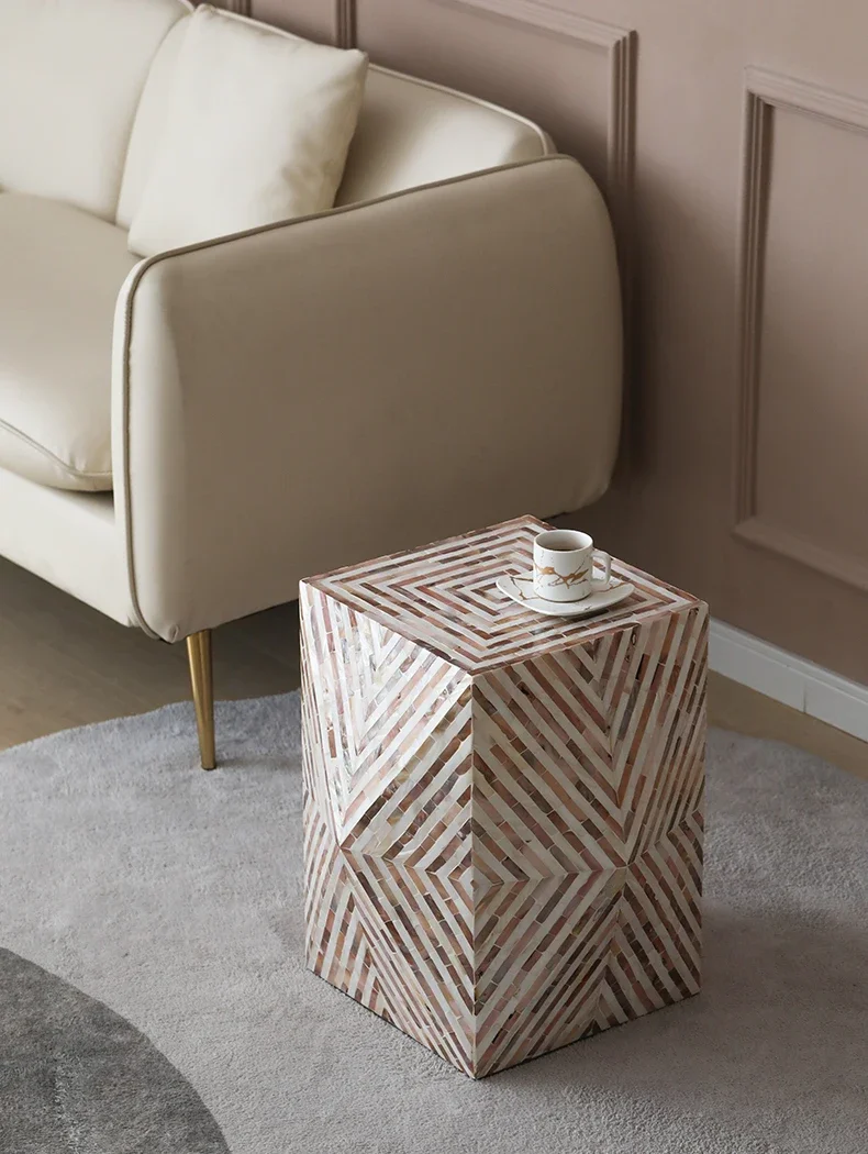 A Original light luxury European shell edge few simple living room sofa retro wabi sandy wind decoration small table