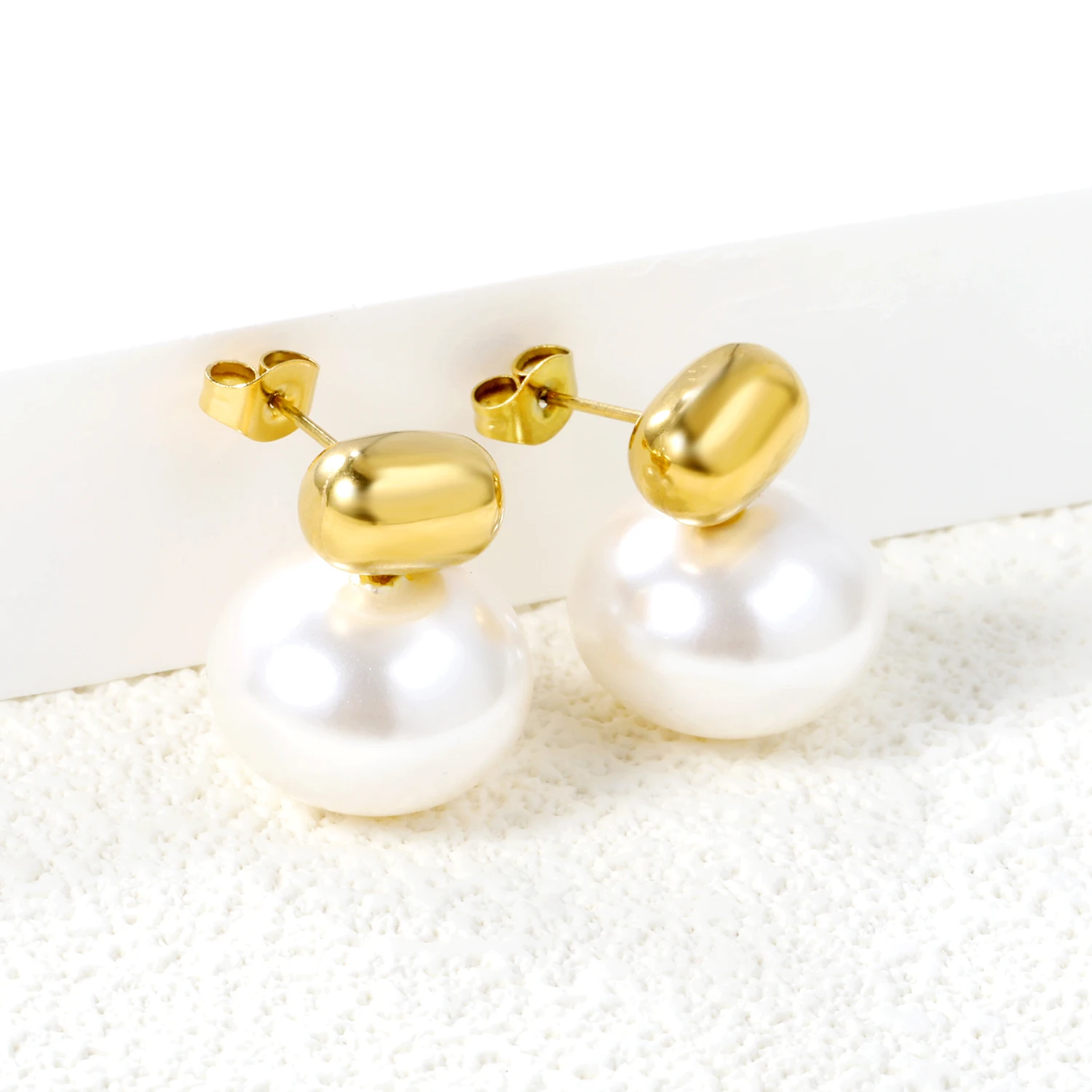 LUXUSTEEL 2pc/1pair Imitaiton Pearl Earring Sun moon Stud Earrings Golden Stainless Steel Women\'s Earring Jewelry Accessories