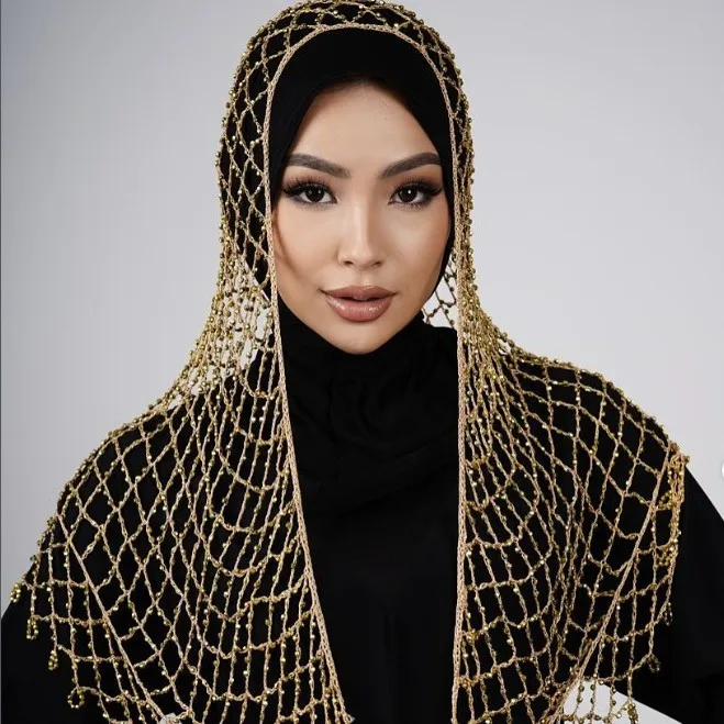 

Bright silk netting hand-woven tassel design dazzling eye-catching bead decorated scarf