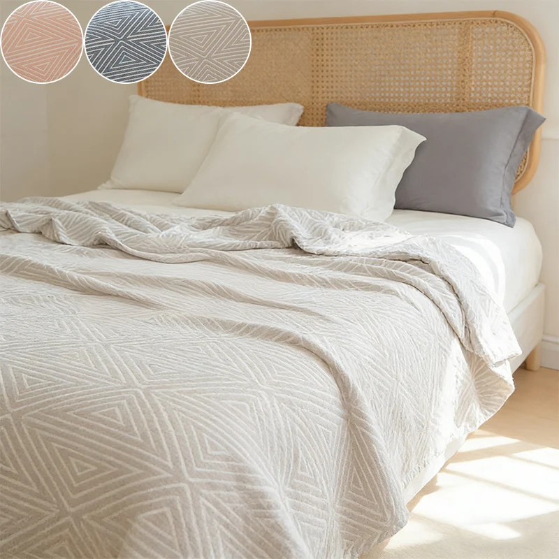 

Geometric Pure Cotton Blanket Soft and Skin Friendly Office Nap Sofa Blanket Multi-purpose Bed Blanket Universal for All Seasons