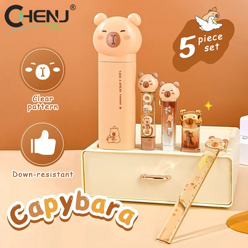 Set di assortimento di cancelleria per capibara da 5 pezzi, astuccio per matite, righello, gomma, nastro di correzione, set di temperamatite, regali per studenti