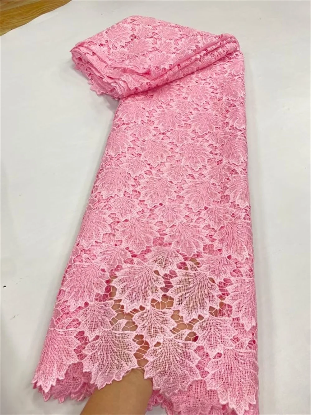 

2025 African Nigerian High-Quality Embroidery Sequins Tulle Lace Fabric Guipure Beads for Prom Dresses Cotton 5 Yard JL499