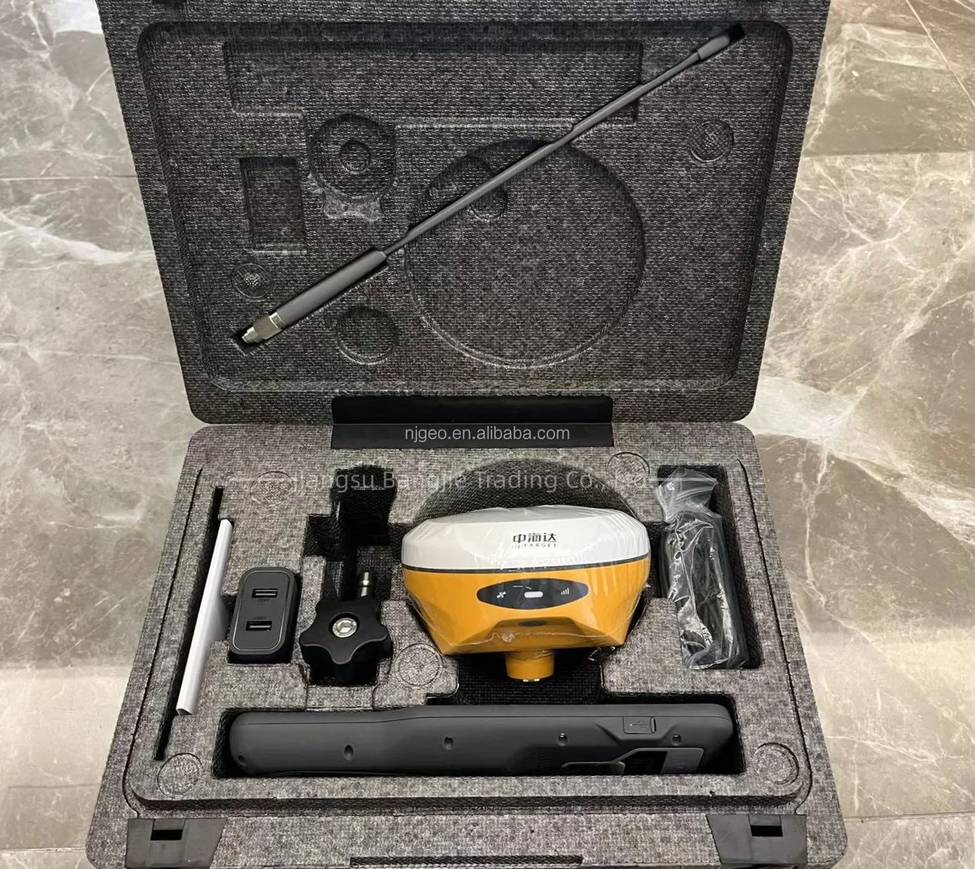 Hi-target v300/V500 gli strumenti di misura più pratici e più venduti con fotocamera IMU e 1408 canali