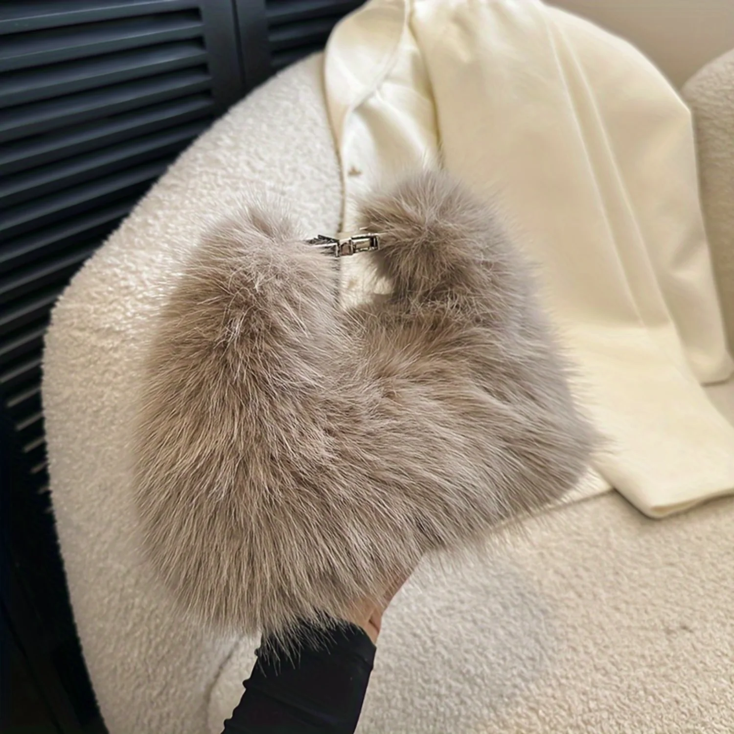 Plush Handbag For Women, Cute Faux  Crossbody Bag, Fashion Fluffy Shoulder Bag & Purse Laundry bag Treat bags Poly bags Wallets