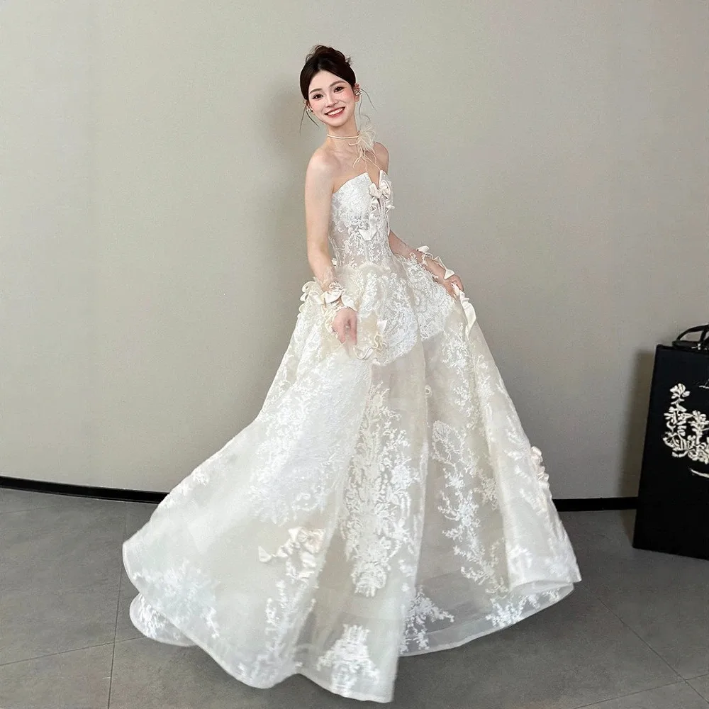 Vintage Lace Embroidery Strapless Wedding Dress with Bow A Line Floor-Length Bridal Gown White Dresses for Wedding Shooting