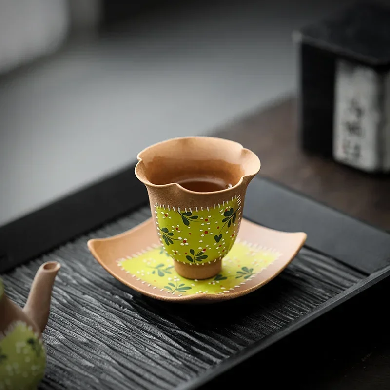 

Light Luxury and Ancient Rock Mud Flower-mouth Cup, Chinese Creative Hand-painted Yellow Chrysanthemum Tasting, Personal Tea Cup