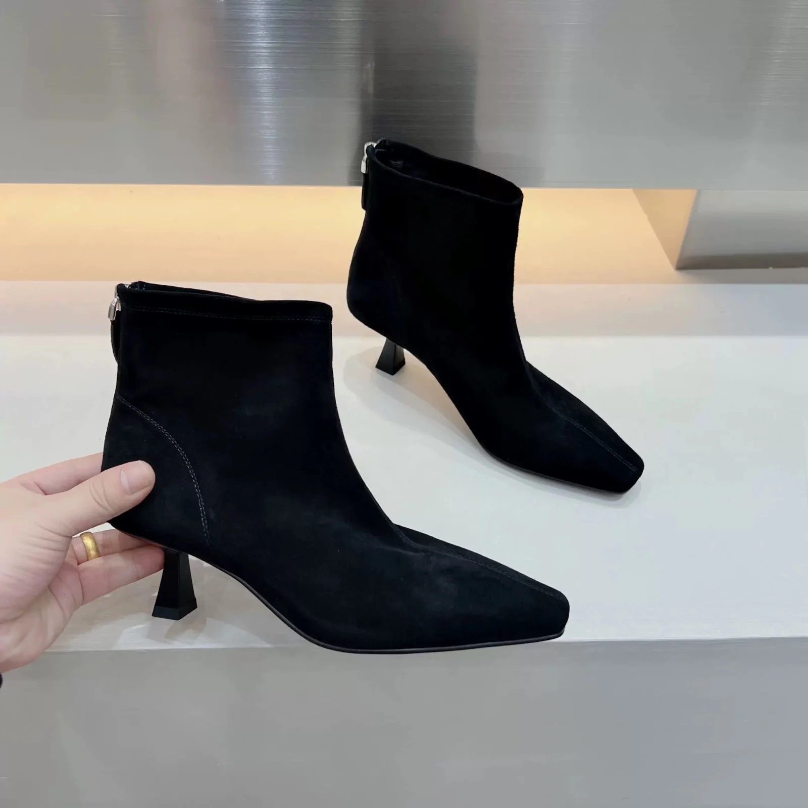 أشار تو النساء حذاء من الجلد الجلد المدبوغ منتصف الكعب أحذية مثيرة الاتجاه شتاء جديد العلامة التجارية مصمم مضخات موضة القوطي بوتاس دي Mujer