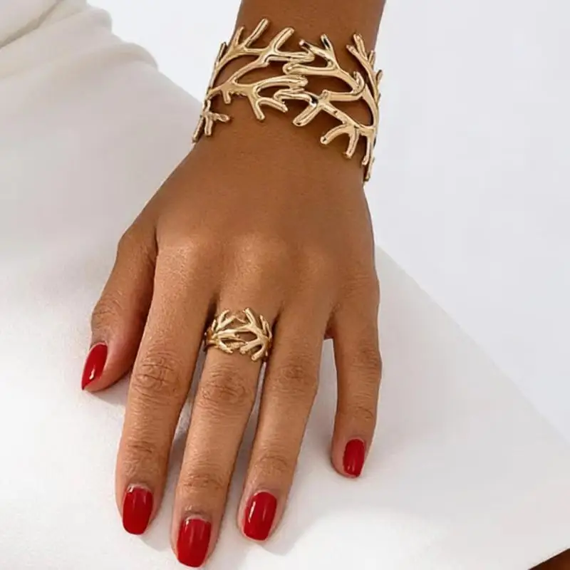 2pcs Elegant Gold Coral Jewelry Set Polished Bangle & Ring Combo for Women Cocktail Party Date Accessory