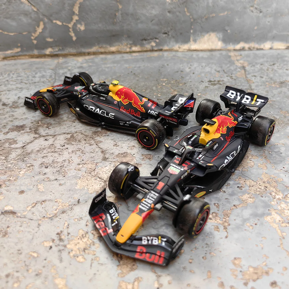 Bburago 1:43 2022 F1 Car Model Champion Red Bull Racing TAG Heuer RB18  #1 Verstappen #11 Perez Alloy Car Diecast Model Cars Toy