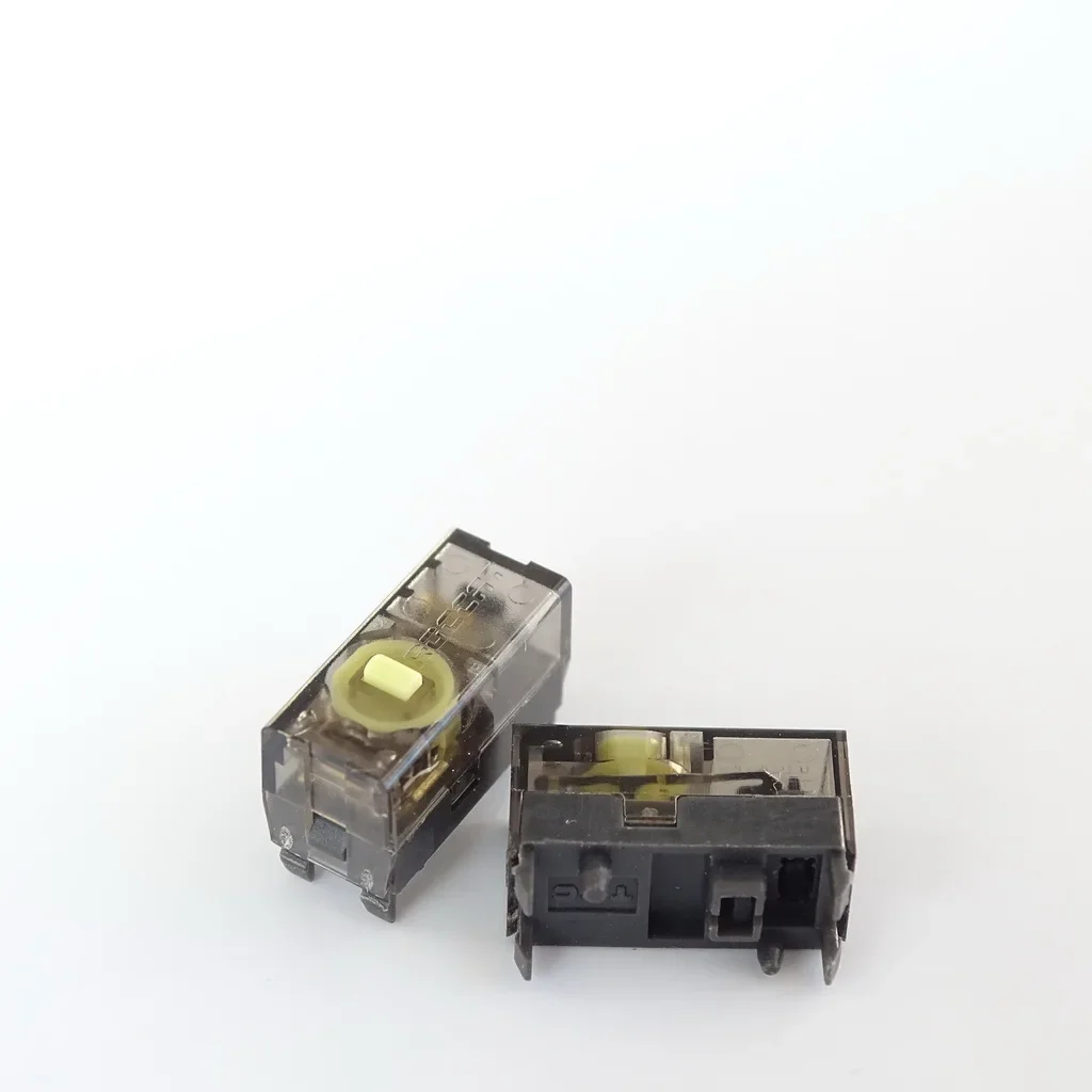 2 Pieces TTC Optical Micro Switch For Roccat KONE PRO AIR BURST Hot Plug Switches 80 Millions Click Lifetime