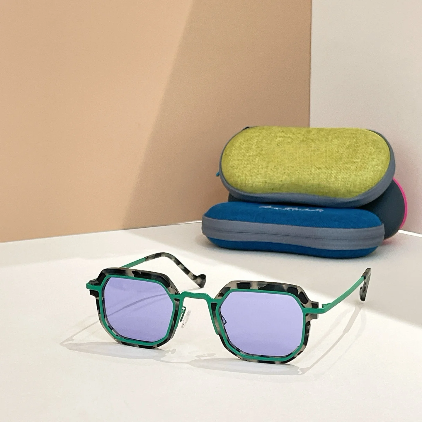 

M.14-Unisex Sunglasses-Bold & Playful Color Palettes|Belight