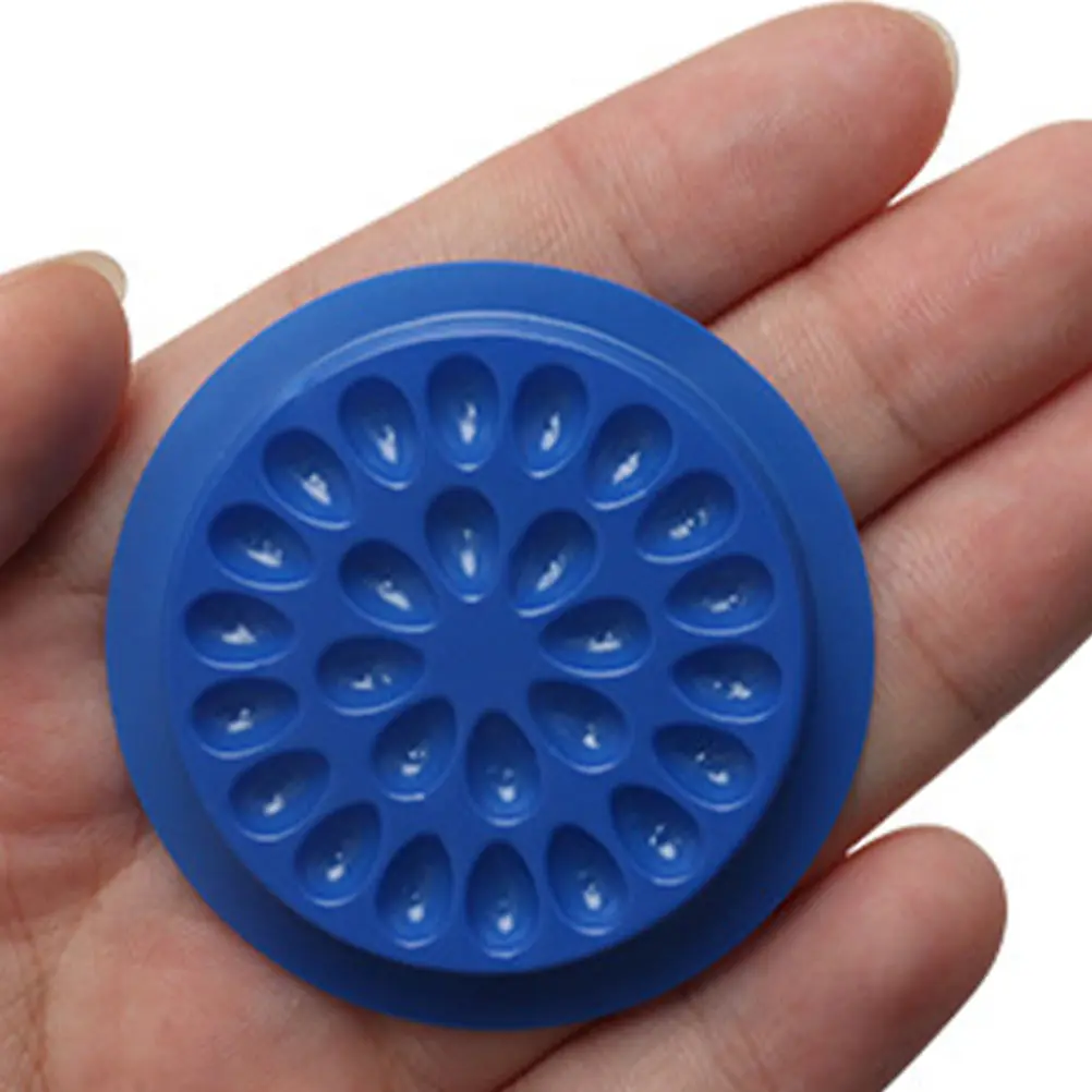 

60pcs Flower Shaped Glue Tray Eyelash Extension Pallet Holder Grafting Seal Women Durable Makeup Tool eyelash glue tray adhesive