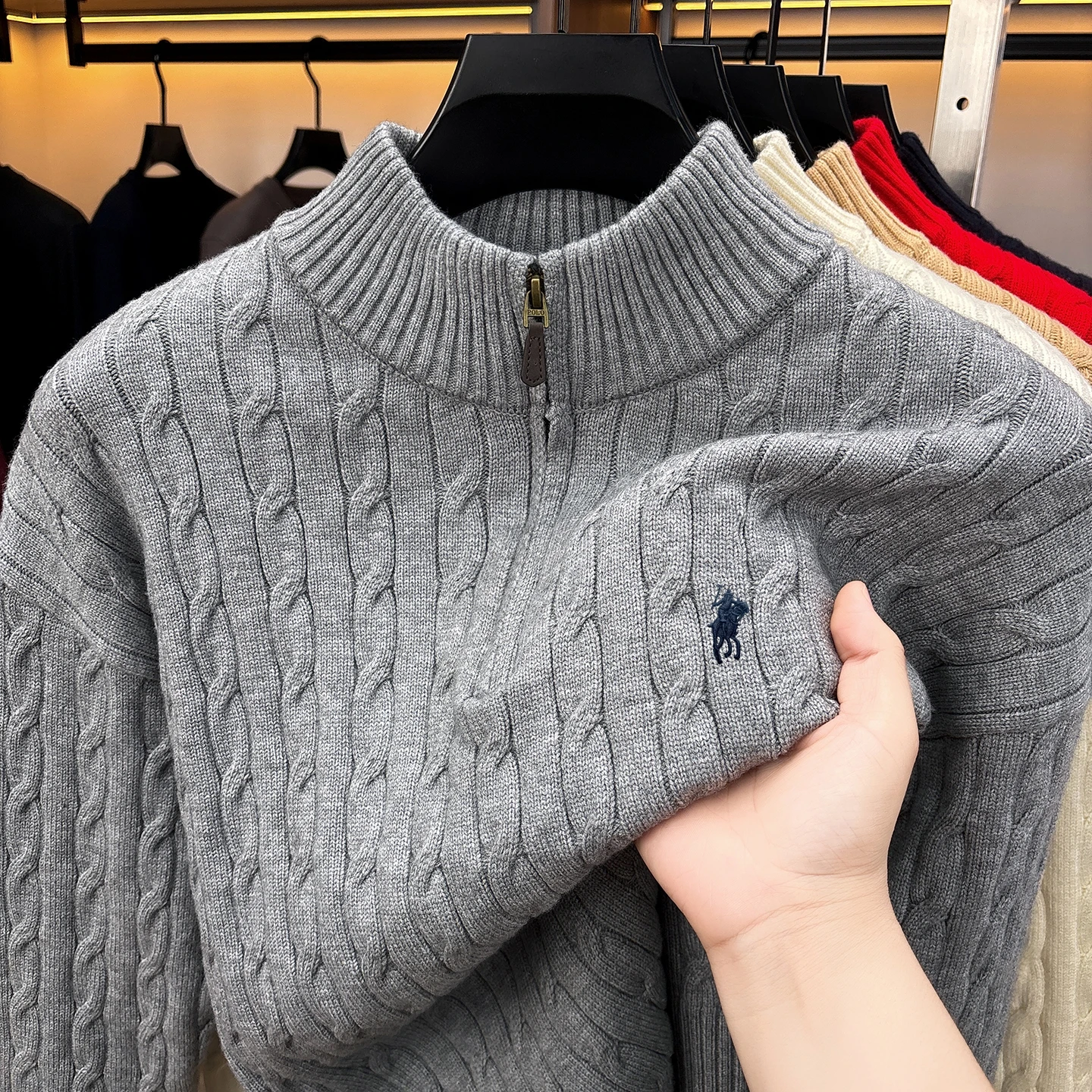 Hochwertige Mode Reißverschluss Kragen Pullover Männer Persönlichkeit Zipper Luxusmarke Pony Stickerei Herbst Winter Warm Stricken Sweater – Detail 14