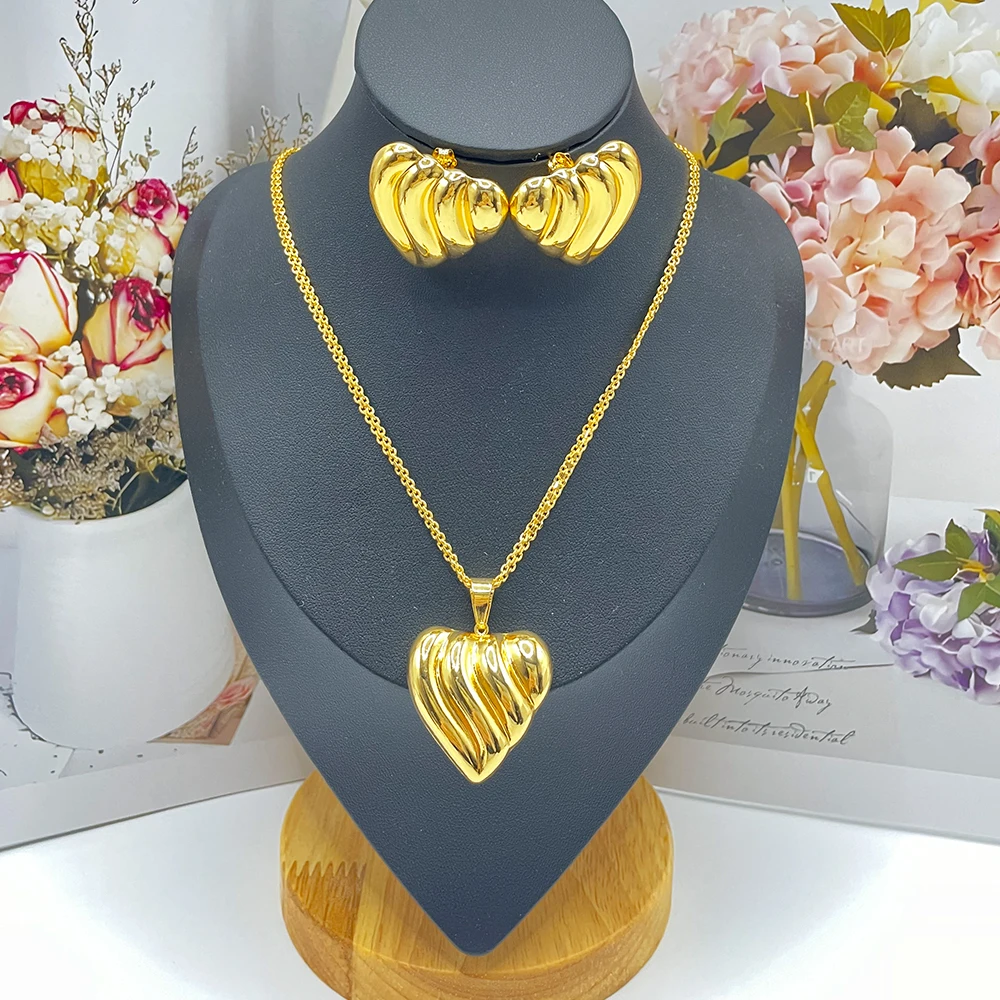 

Heart Shape Earrings Jewelry Pendants Sets Necklace Earrings Set Trendy Jewelry Hot Sale Dubai African Fashion Earrings Designs