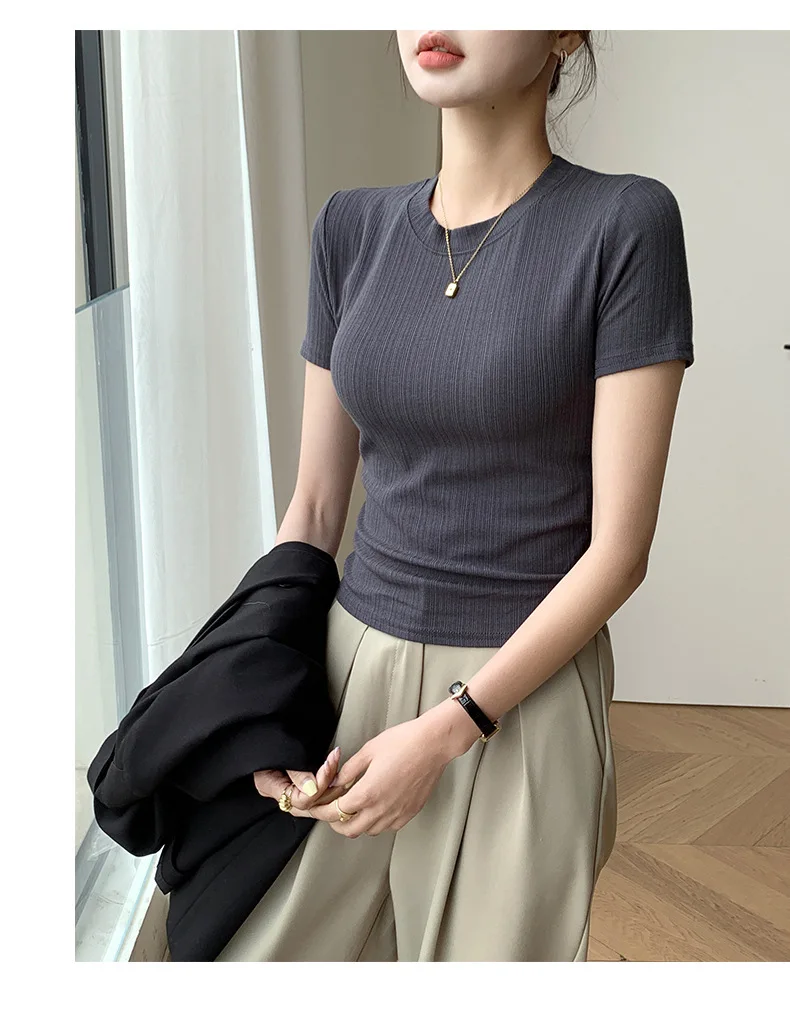 Sommerliches neues Damen-Rundhals-T-Shirt, gestricktes Kurzarm-Oberteil, lässiges Allround-T-Shirt, gestreiftes Basic-Shirt, schmal geschnitten, atmungsaktiv – Detail 22