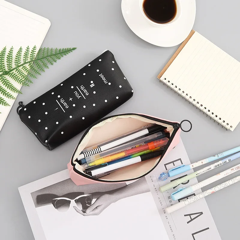 New Product Simple Fashion Solid Color Personalized Leather Pencil Case Student Creative Zipper Stationery Bag School Supplies