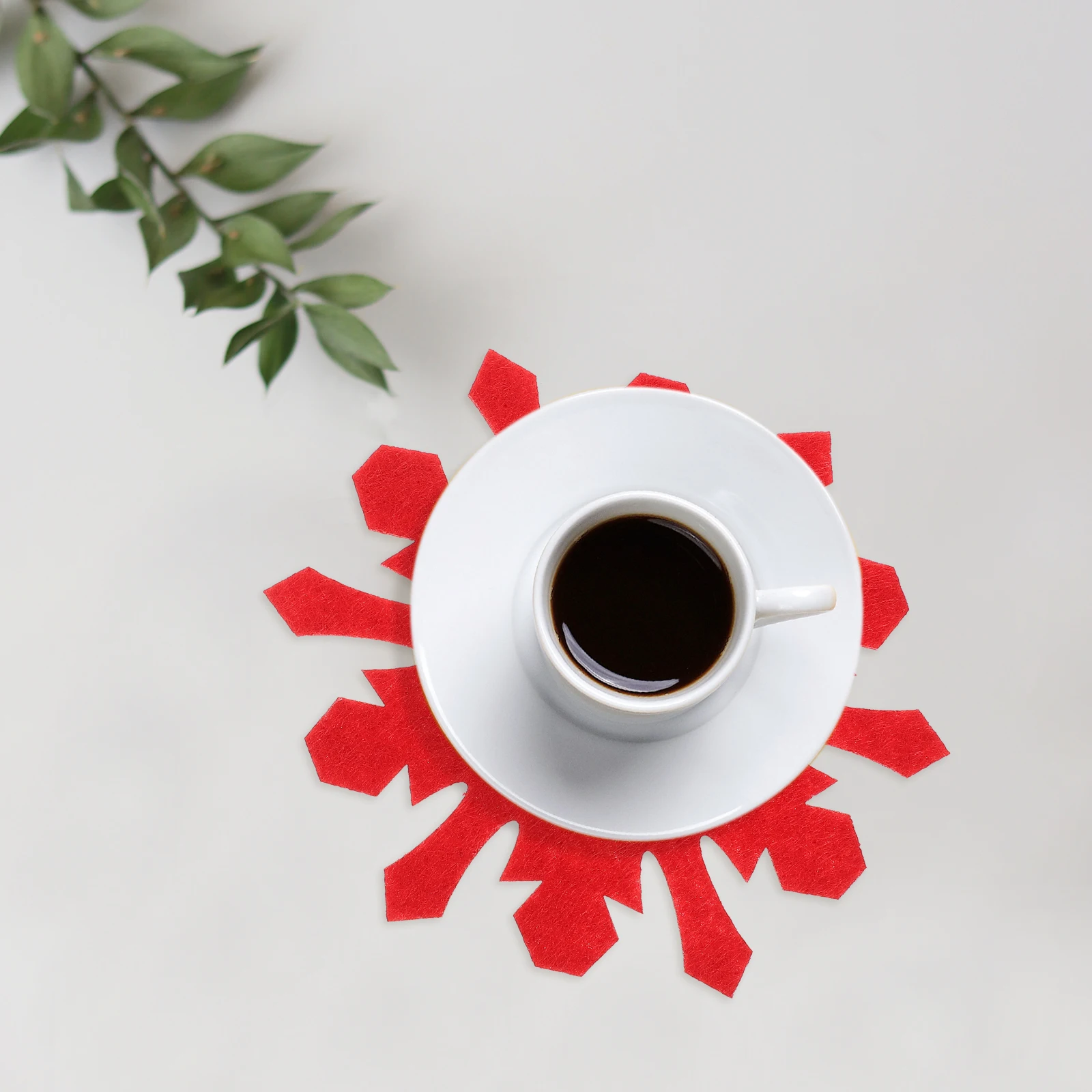 

8 Pcs Snow Coaster Flake Place Mats Cup Coasters for Table Snowflake Decor Setting Coffee Drinks Hollowed Out Felt Party Favors