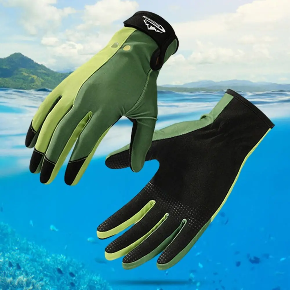 Thumbnail 3 - #80 Highest Rated Surfing Gloves to Buy in 2026