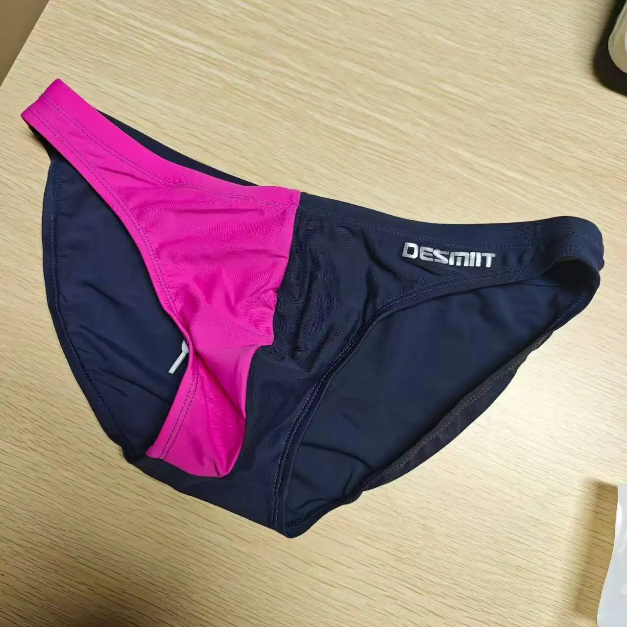 2026Wholesale supply of new models, low waist men's left and right color matching briefs fashion design S308