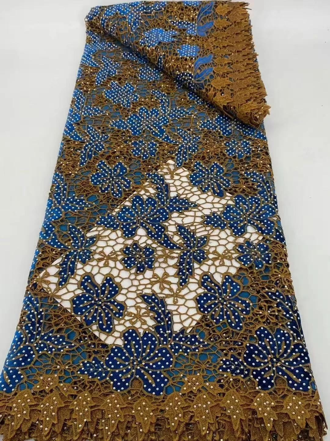 

5 Yards Nigerian French Stones Velvet Lace Fabric 2025 High Quality African Lace Fabric For Women Luxury Party Dresses Hm134-1