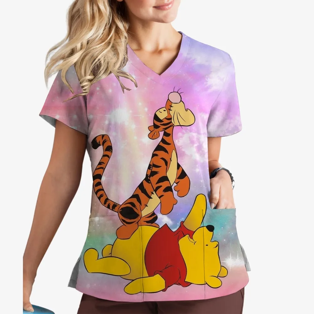 

Женская летняя больничная униформа с принтом Винни-Пух из серии Дисней 2022, рабочая форма с v-образным вырезом и принтом для кормления, топ-скраб