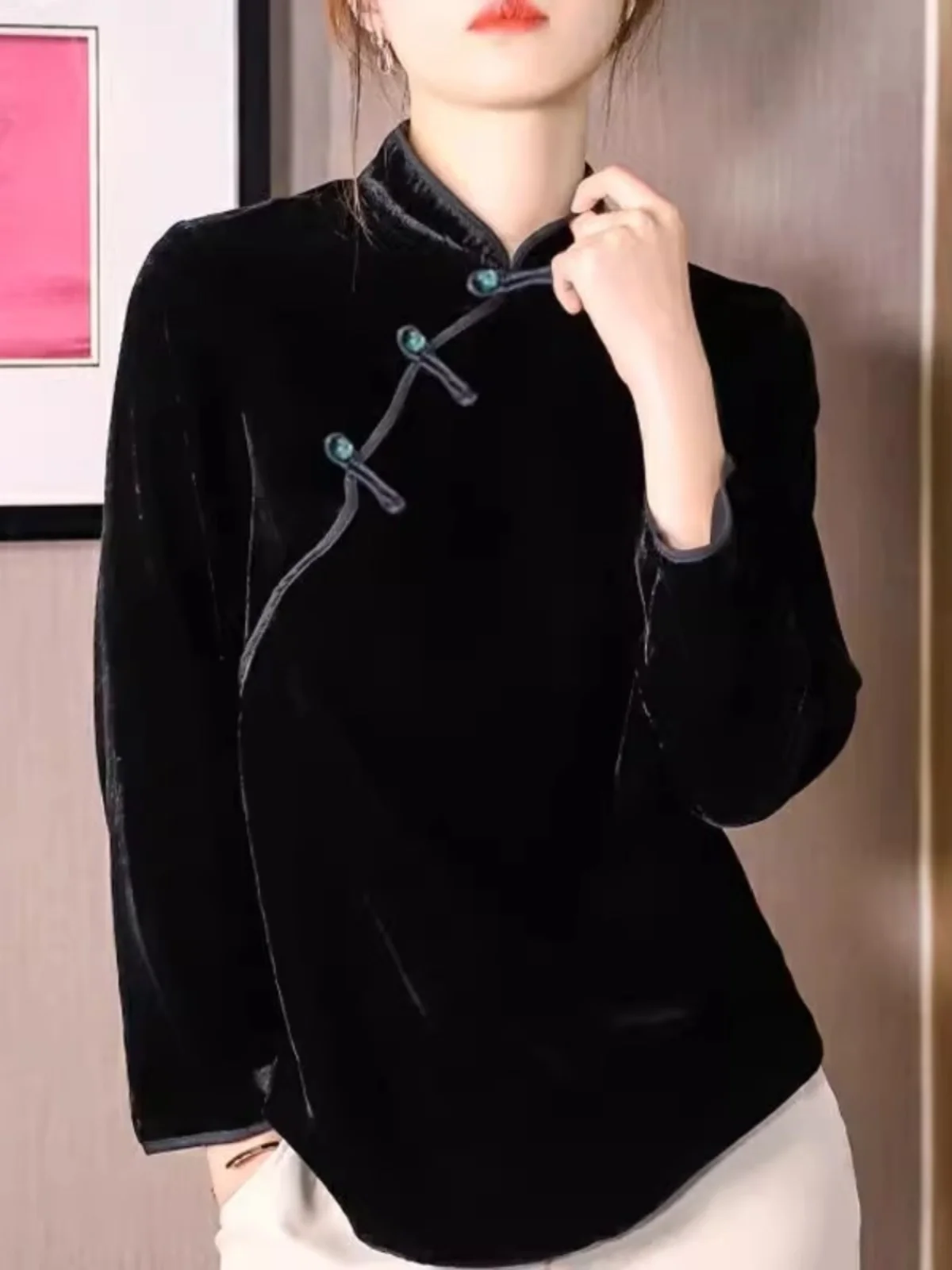 

Elegant Long Sleeve Velvet Shirt Stand Collar Button up Top Trendy Tang Costume New Style Women's Casual Wear Autumn Winter