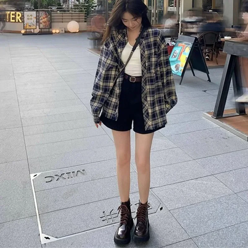 ヴィンテージ風ディープブルーチェック柄シャツ レディース ゆったり 長袖 カジュアルブラウス 秋 プレッピースタイル 原宿系チェックシャツ