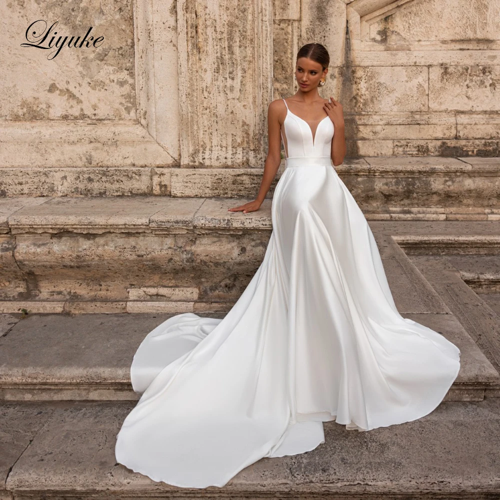 Liyuke Simple Style Sweetheart A-Line Wedding Dress Sexy Backless Spaghetti Straps Bridal Gowns