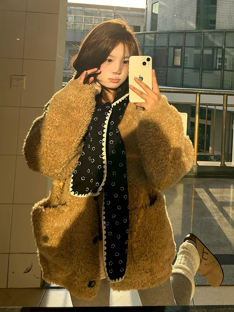 

Милое женское зимнее пальто из искусственного меха под овчину, теплое, повседневное, свободного кроя, с V-образным вырезом, в милом стиле