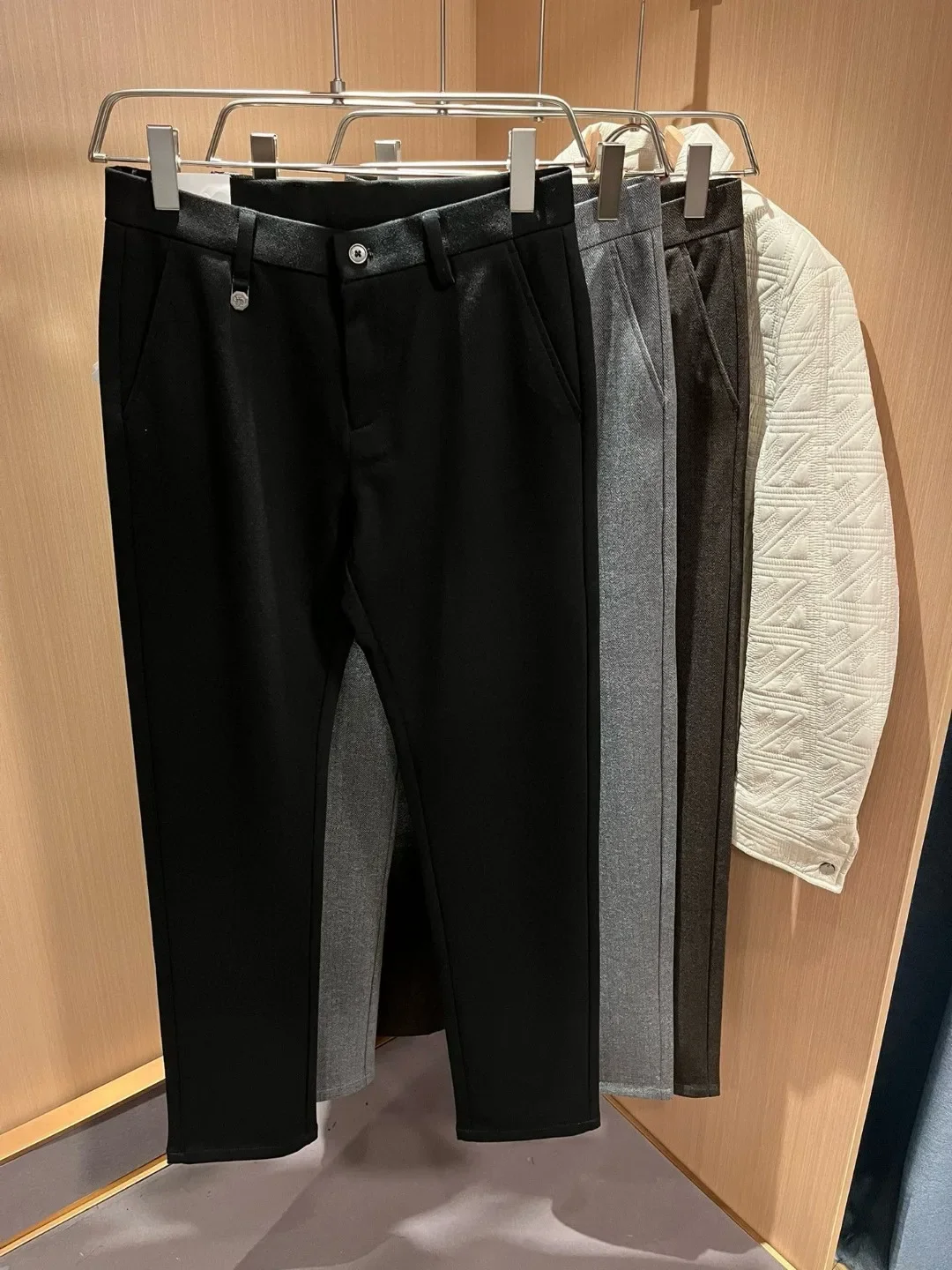 กางเกงลำลองทรงตรงสไตล์อิตาลี BC สำหรับธุรกิจและชีวิตประจำวัน