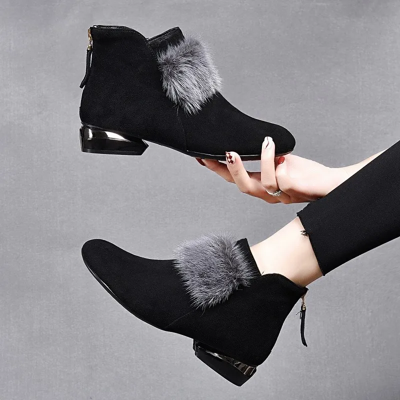 

【2025 Autumn】Suede Ankle Boots Women Round Toe Mid Heel Furry Lined Low Top Boots Vintage Style Comfortable Casual Shoes Warm