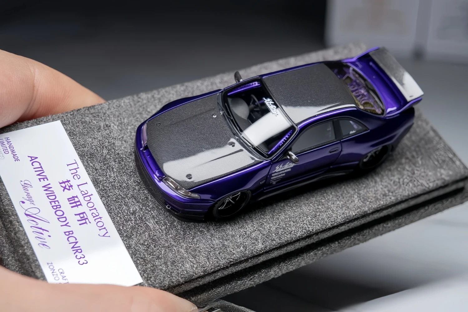 Stockes listos ZonzoStudio 1/64 R33 Bryanlivery Collection Regalo Escala Modelo Coche