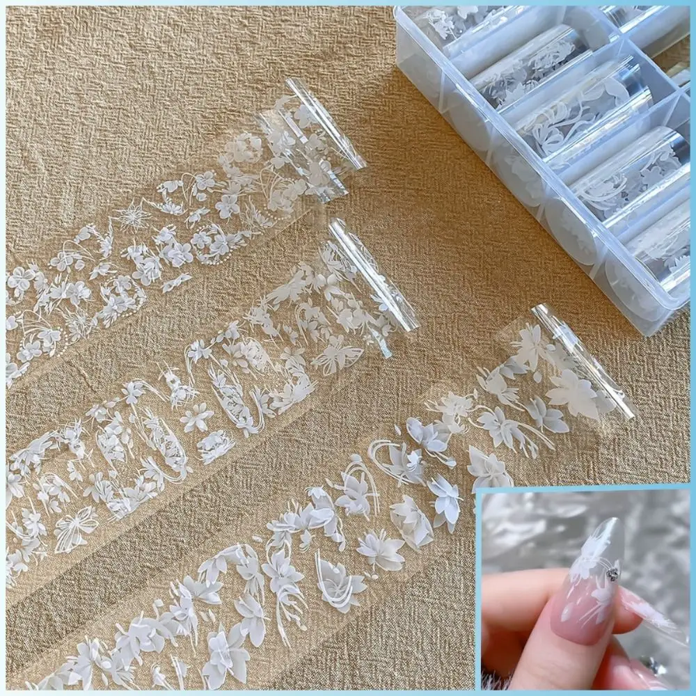 Blumenform Nail Art Transferpapier Schmetterlingsform Weiße Keramikaufkleber Praktische Nagelaufkleber mit großem Fassungsvermögen