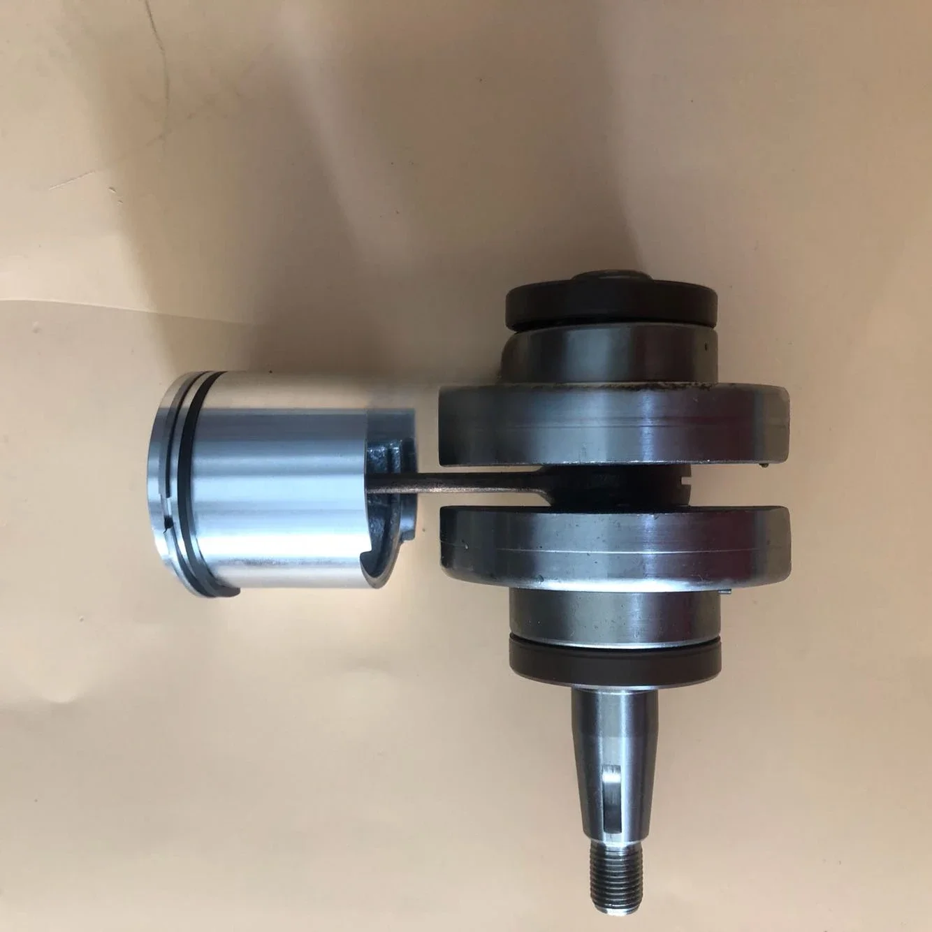 Dongfa II 2-stroke 6-horsepower Mercury 5 outboard engine hanging engine crankshaft piston