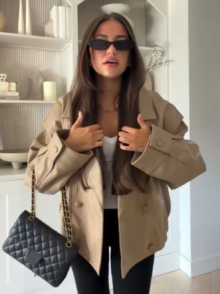 2026 Retro Khaki Oversized Kunstlederjacke für Damen, schicker Reverskragen, Knopfmanschetten, lockerer kurzer Mantel, Street-Style Herbst-Oberbekleidung – Detail 7