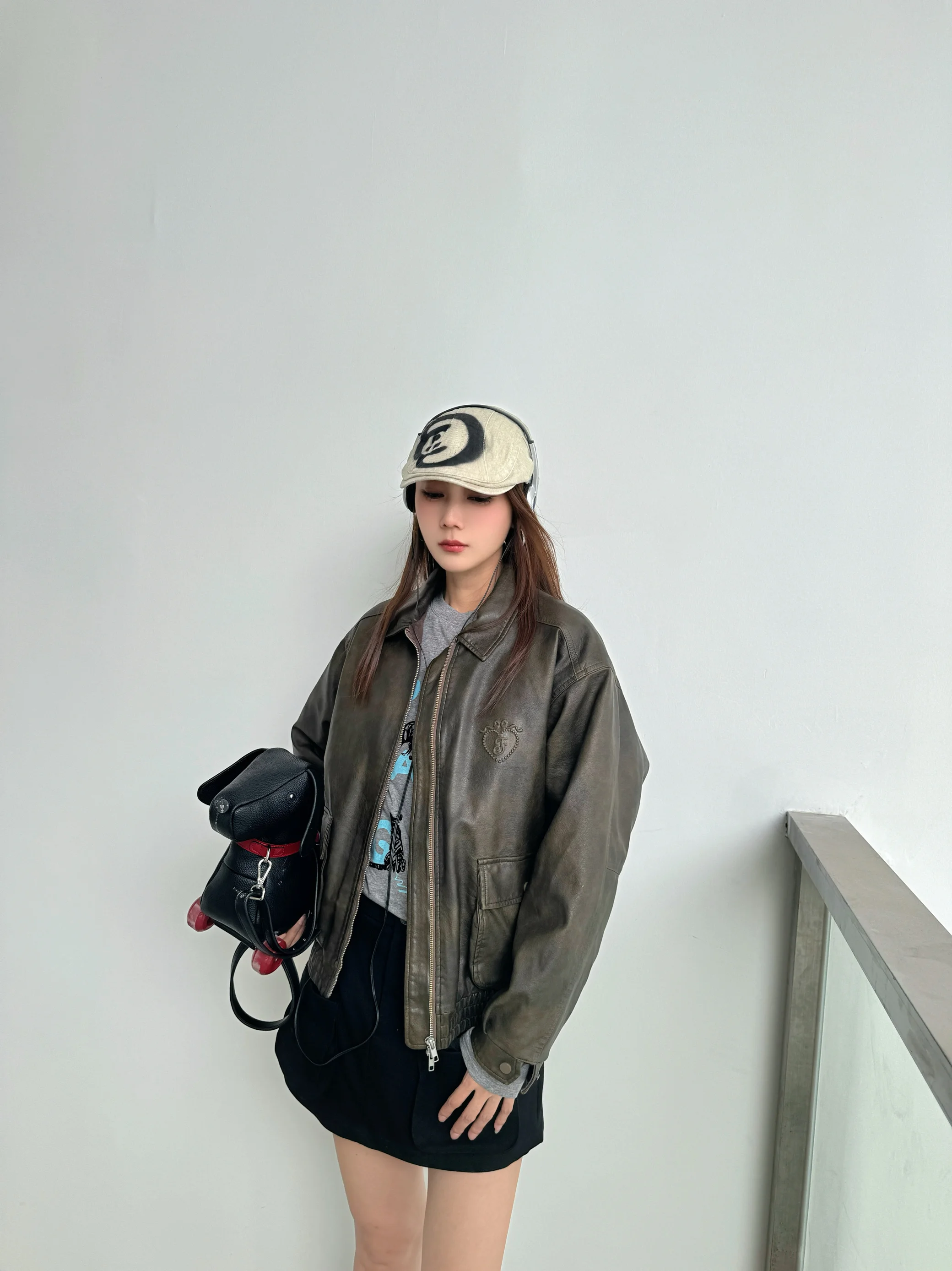 5OoofYang Street Sle Damen Kunstleder-Jacke mit Baumwolle Winddichter Warmer Mantel für den Winter mit Knotendetail